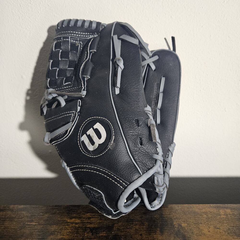 Wilson A360 12.5" Baseball Softball Glove RHT Black Grey Leather A03RB17 EUC